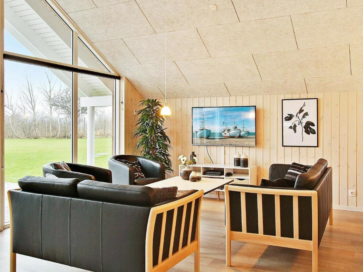 12 Person Holiday Home In Hasselberg Kappeln Camera foto